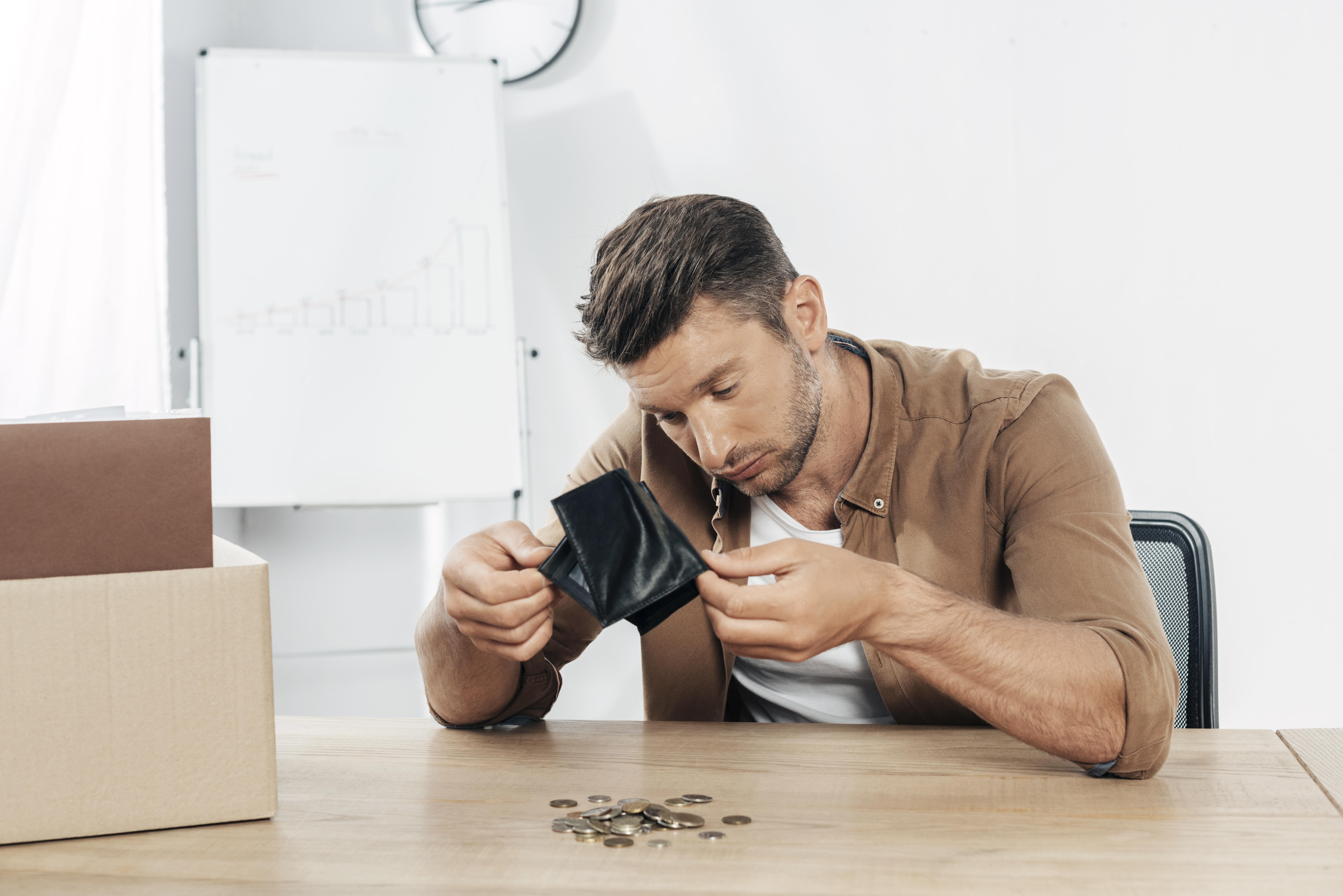 7 Ways to Cope With a Financial Loss